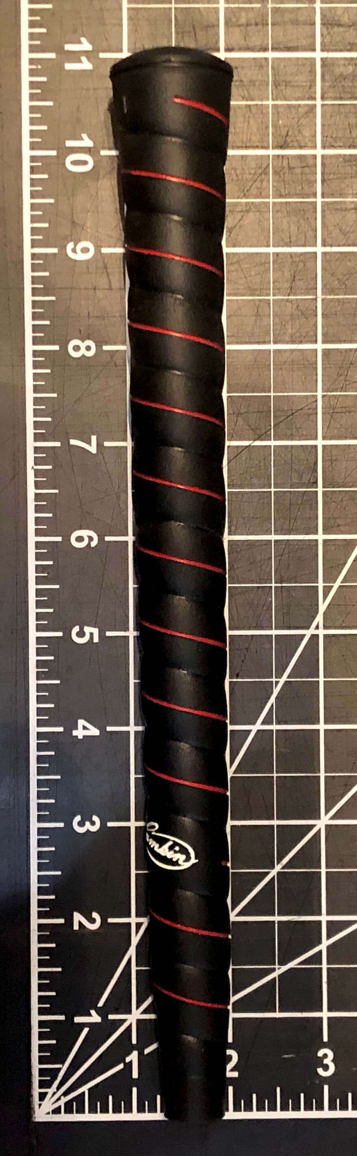 Close Up of the Lamkin PermaWrap Classic Jumbo Grip with rulers